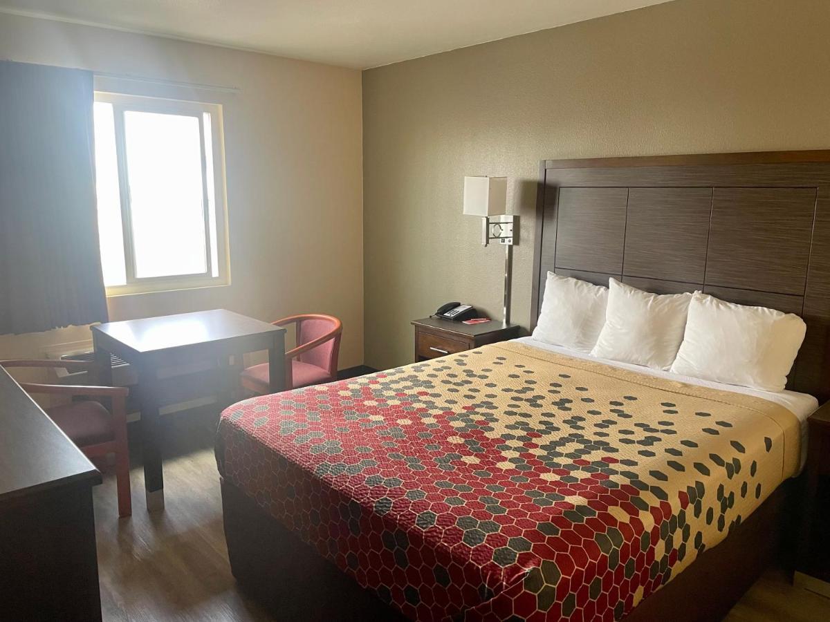 Econo Lodge Inn & Suites Corning Exterior foto