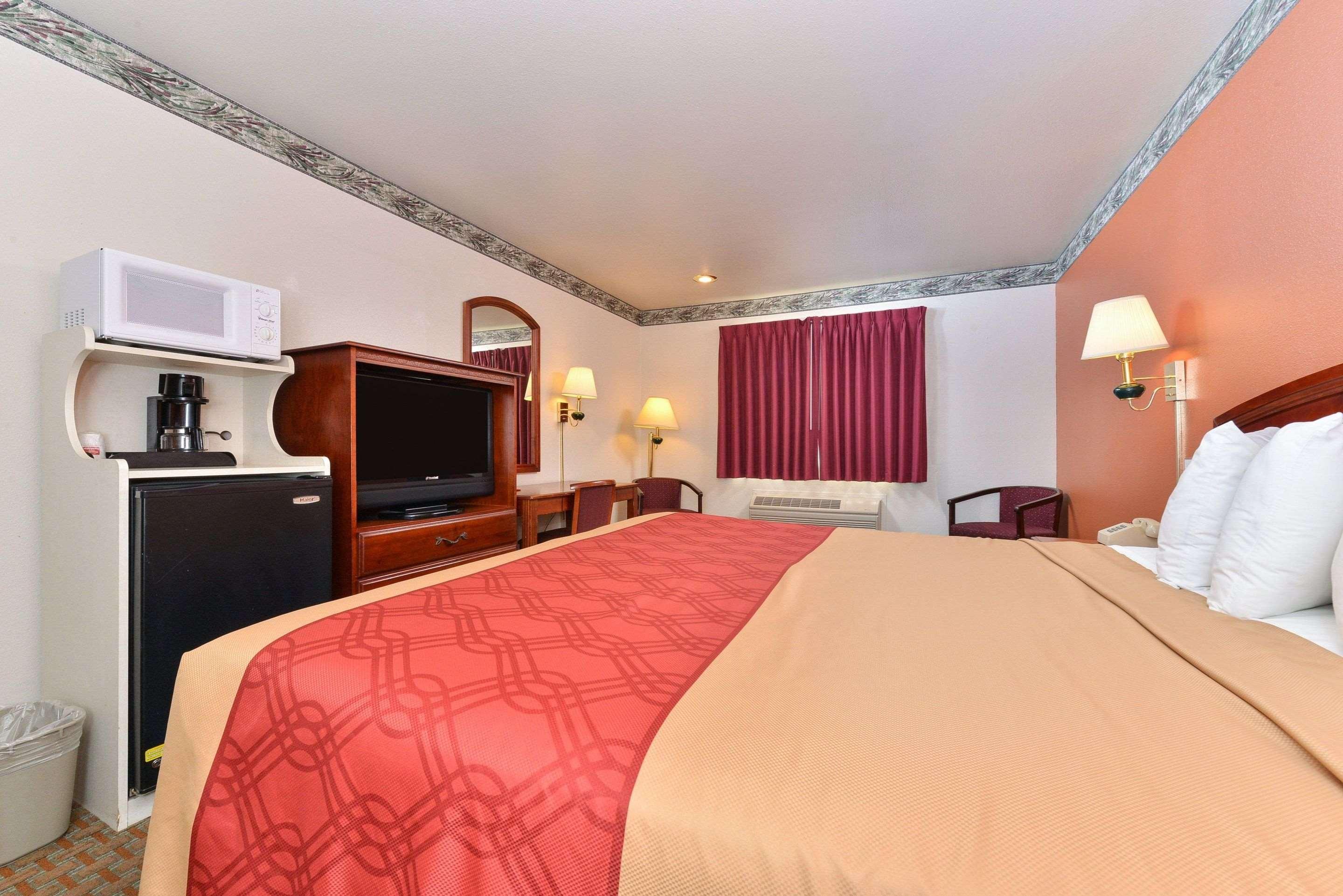 Econo Lodge Inn & Suites Corning Exterior foto